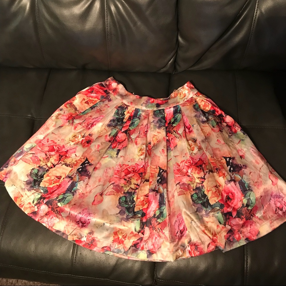Floral skirt!